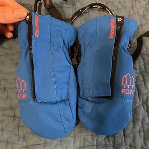 POW blue toddler snow mittens